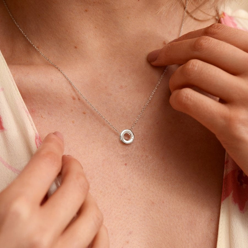 Hot Diamonds Silver Amulets Circle Pendant Necklace DP892