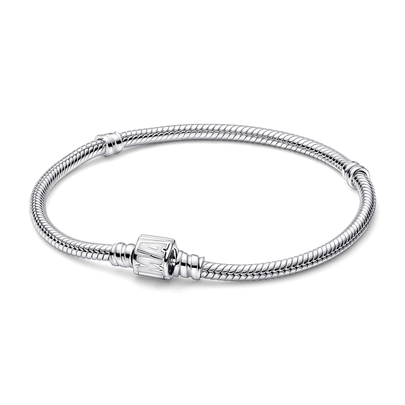 PANDORA MOMENTS MARVEL LOGO CLASP SNAKE CHAIN BRACELET