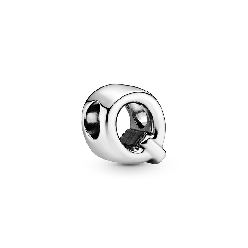 LETTER Q CHARM